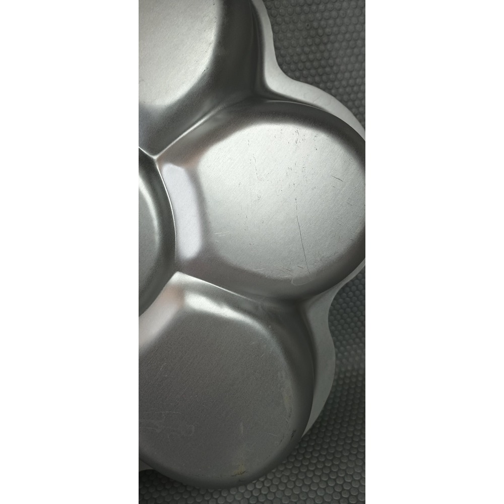 Wilton Dancing Daisy Flower Pan Aluminum Cake Mold 2105-1018 Silver 12 inch - Picture 5 of 7